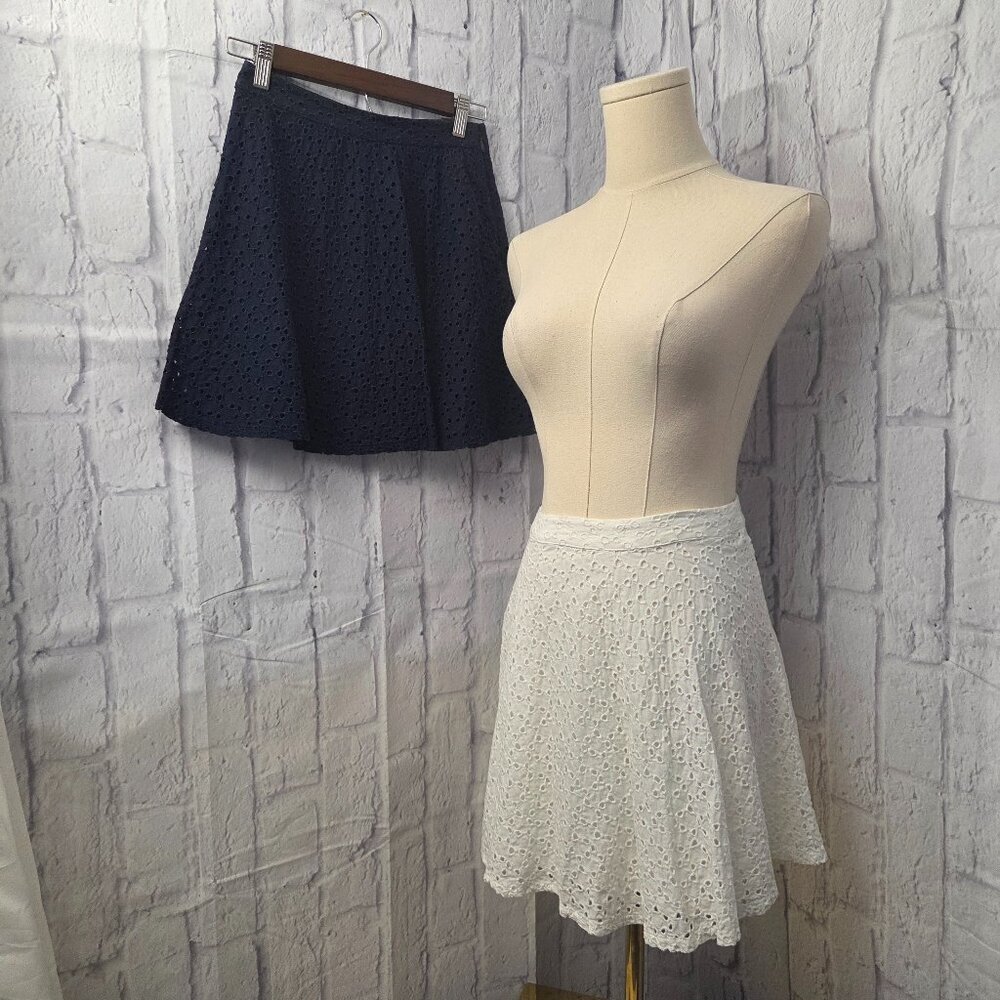 Hollister Extra Small Navy Blue White Eyelet Lined Mini Skirt Bundle of 2